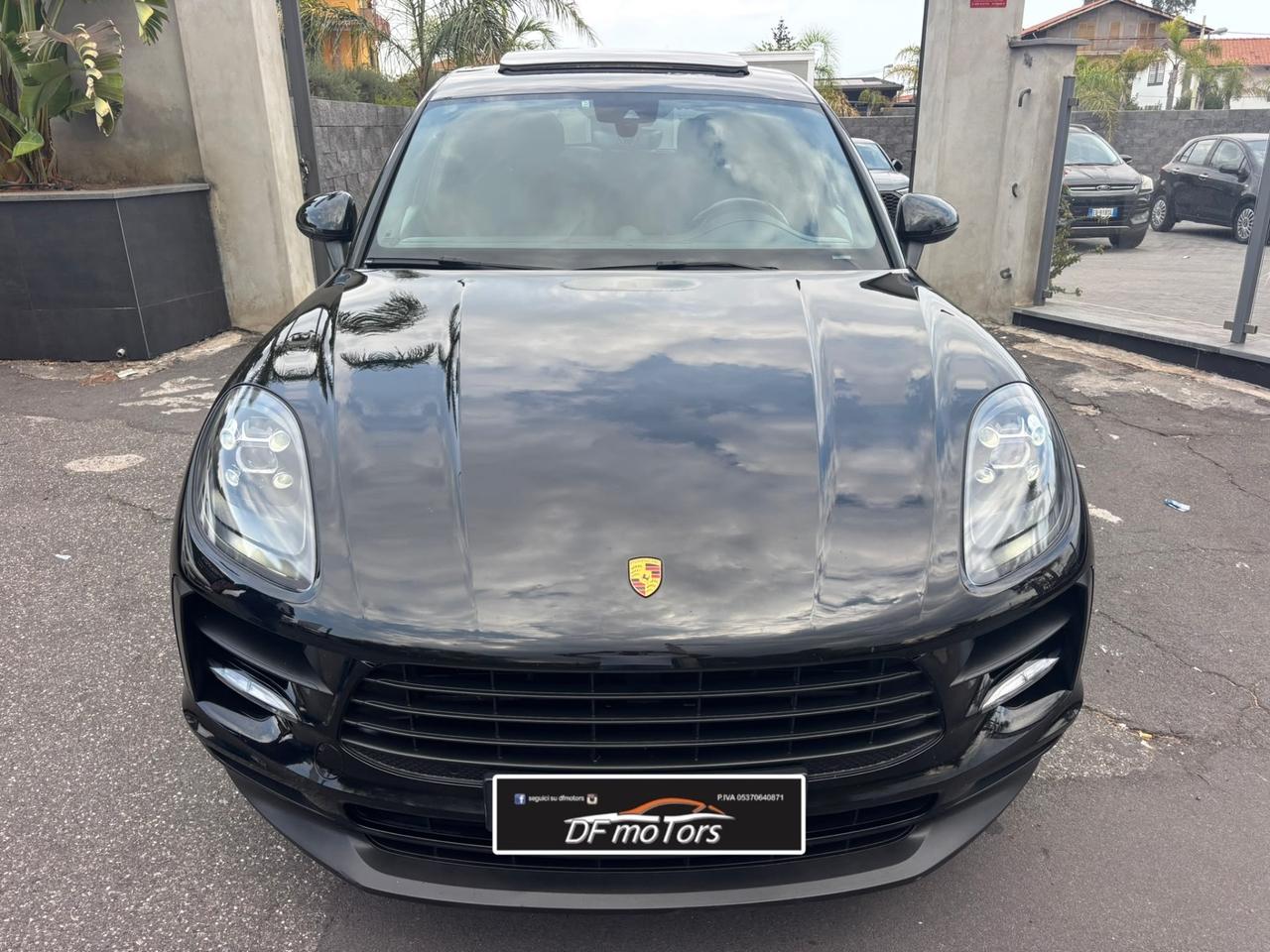 Porsche Macan 2.0-2021