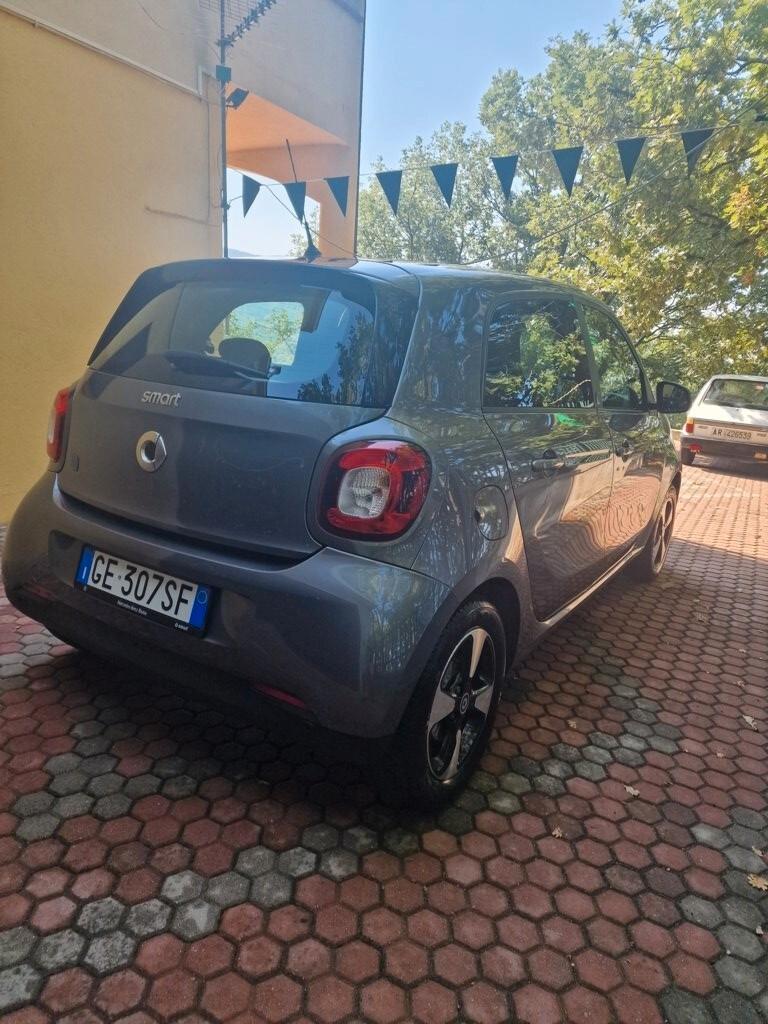 Smart ForFour EQ Passion 22 Kw ricarica veloce