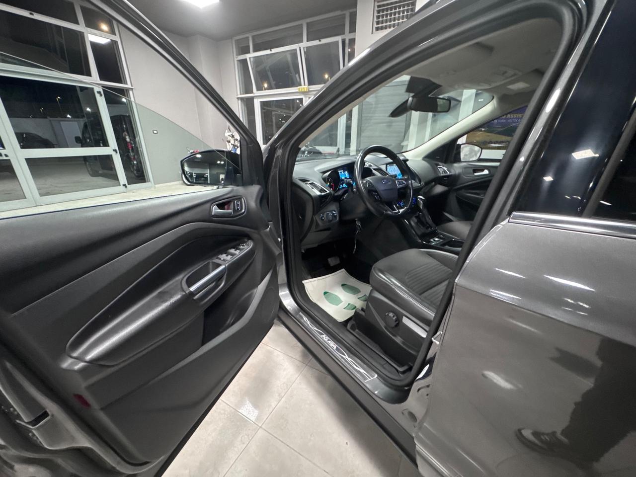FORD KUGA 1.5 TDCI AUTOMATICA TITANIUM