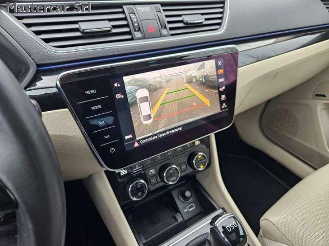 SKODA Superb Superb 2.0 tdi Laurin & Klement 140kw L&K FS611TR