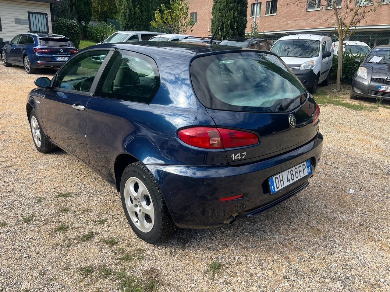 Alfa Romeo 147 1.9 JTD (120) 3 porte Exclusive