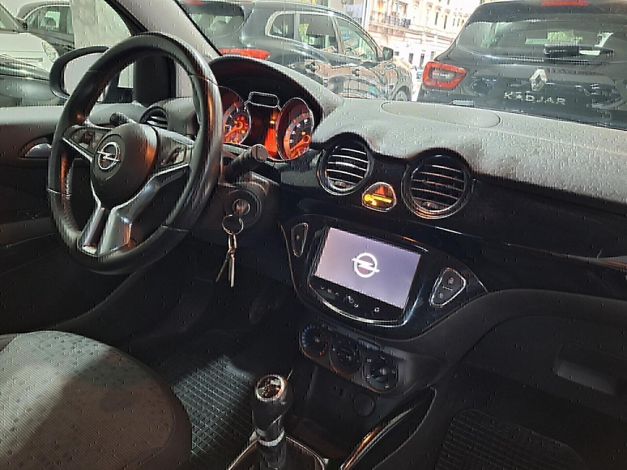 Opel Adam 1.2 69cv Slam 2015