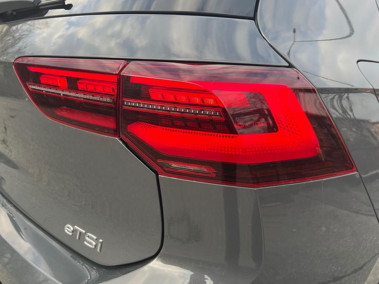 Volkswagen Golf R Line 1.5 eTSI MHEV #9260