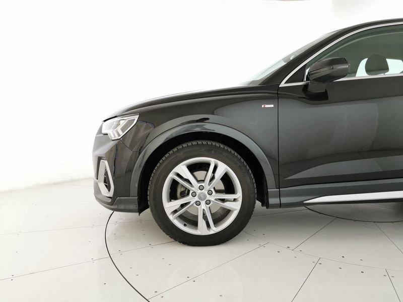 Audi Q3 Sportback 35 2.0 tdi S line edition s-tronic