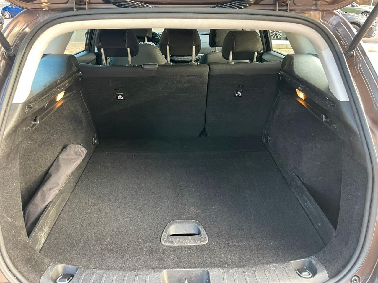 Fiat Tipo 1.6 Mjt S&S SW Lounge