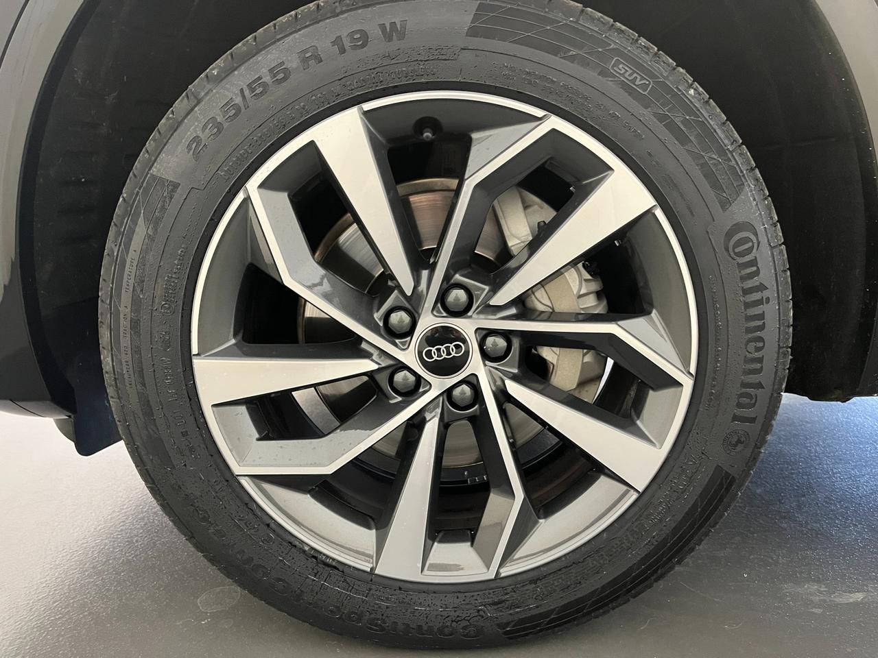 AUDI Q5 40 TDI MHEV S-TRONIC QUATTRO S-LINE