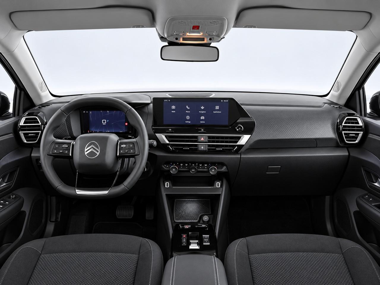 CITROEN C4 III 2024 - C4 1.2 hybrid Plus 145cv e-dcs6
