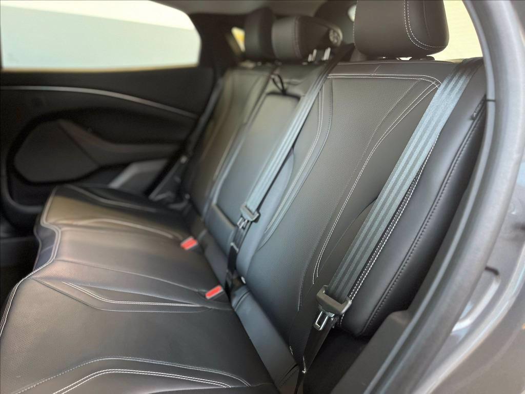 FORD Mustang Mach-e standard range awd 269cv auto del 2023