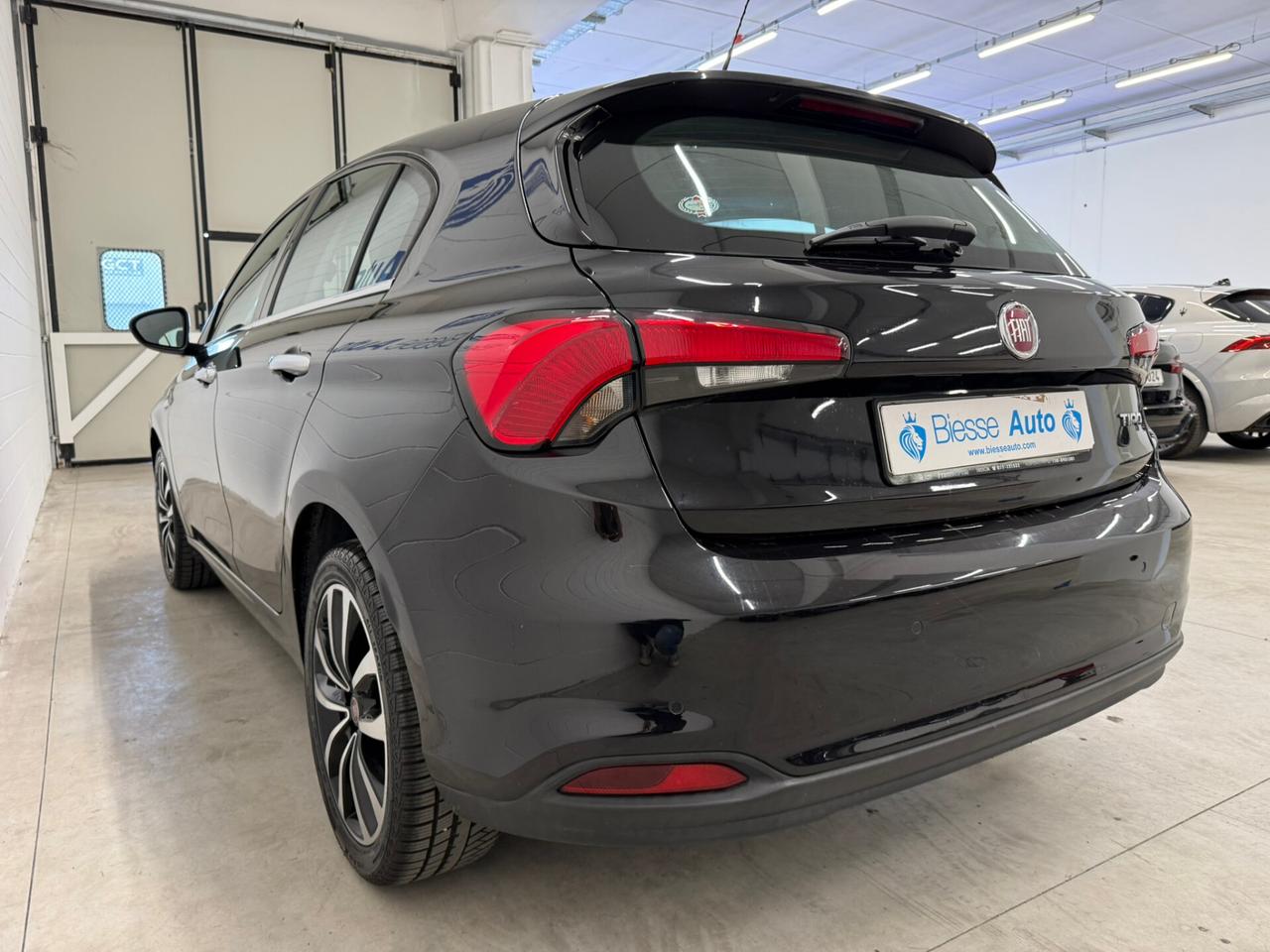 Fiat Tipo 1.6 Mjt S&S 5 porte S-Design