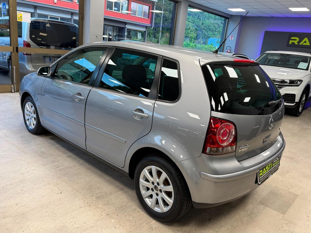 Volkswagen Polo 1.4/80CV 16V 5p. Comfortline