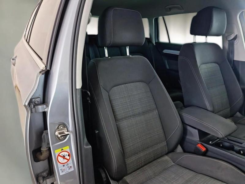 VOLKSWAGEN PASSAT VARIANT 2.0TDI SCR EVO 110kW Business BMT DSG
