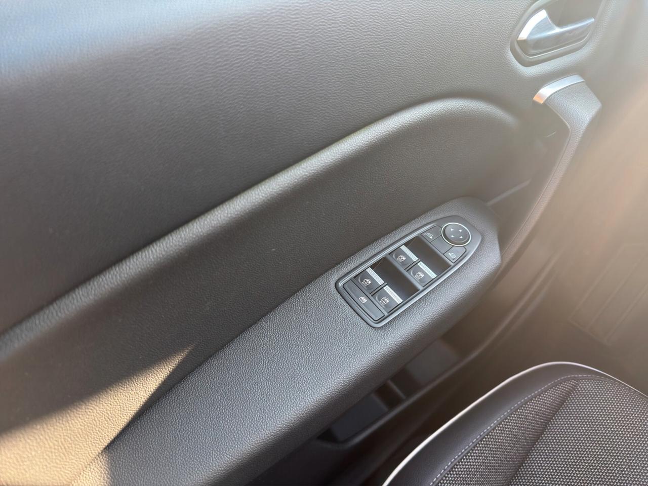 Renault Captur Full Hybrid E-Tech 145 CV Techno Fast Track