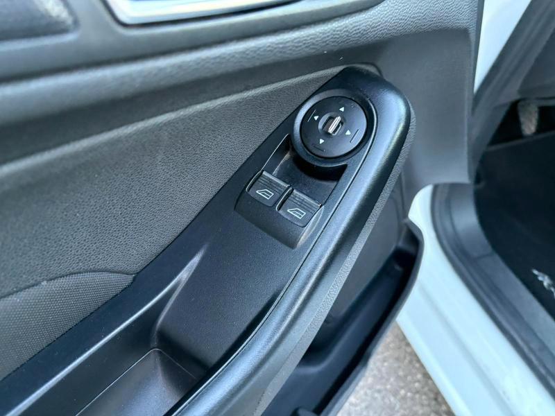 Ford Fiesta Fiesta 5p 1.2 BENZ 60 CV ADATTA NEOPATENTATI