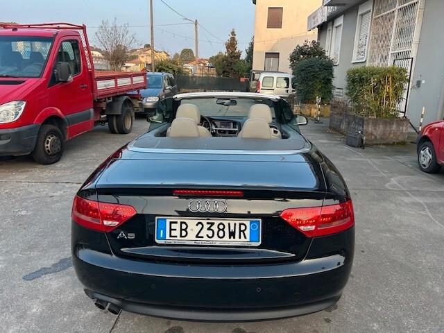 Audi A5 Cabrio 2.0 TDI F.AP. Ambiente