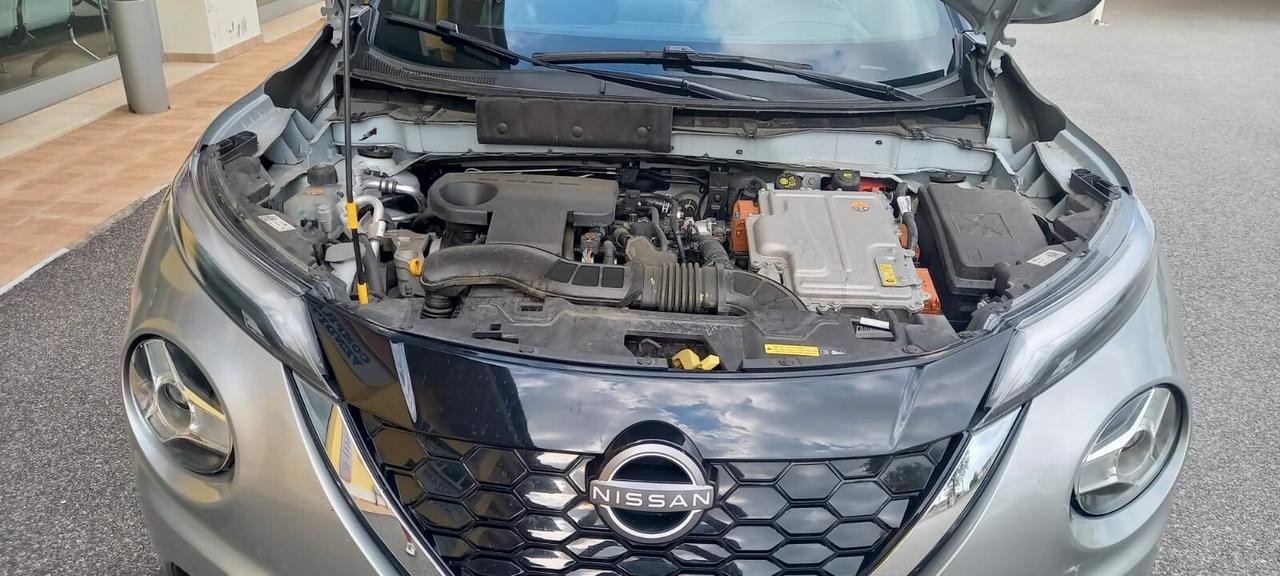Nissan Juke Hibrid cc. 1.598 Benzina-Elettrica Automatica 5 Porte 5 Posti SOLO 37.000 KM. UTILIZZABILE ANCHE PER I NEOPATENTATI