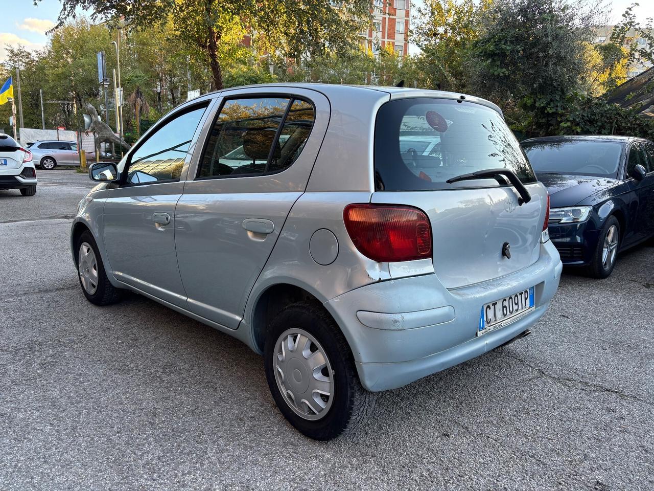 Toyota Yaris 1.0 5 porte OK NEOPATENTATI