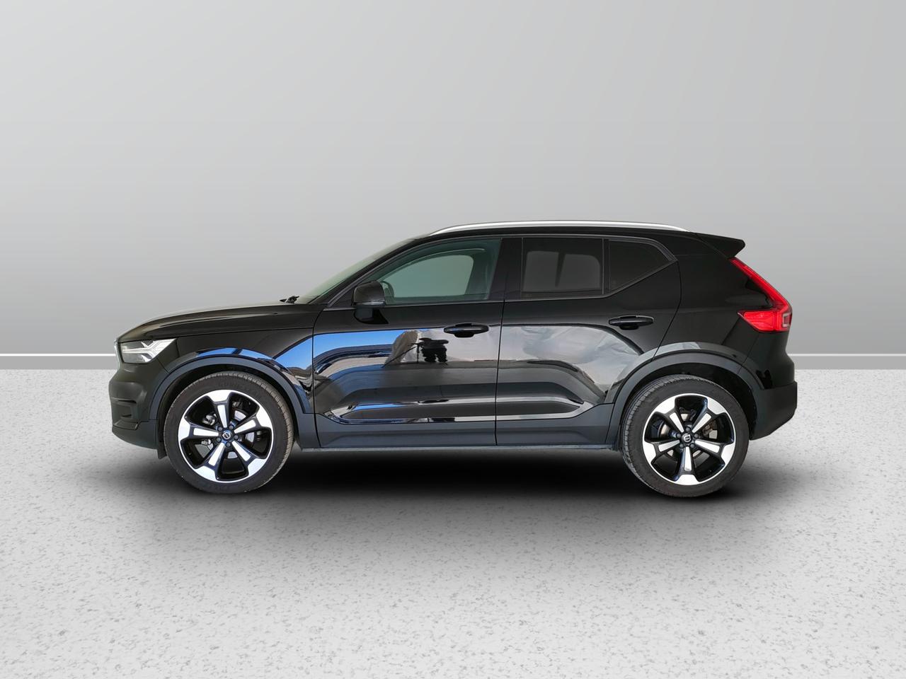 VOLVO XC40 - XC40 2.0 d3 Momentum geartronic my20