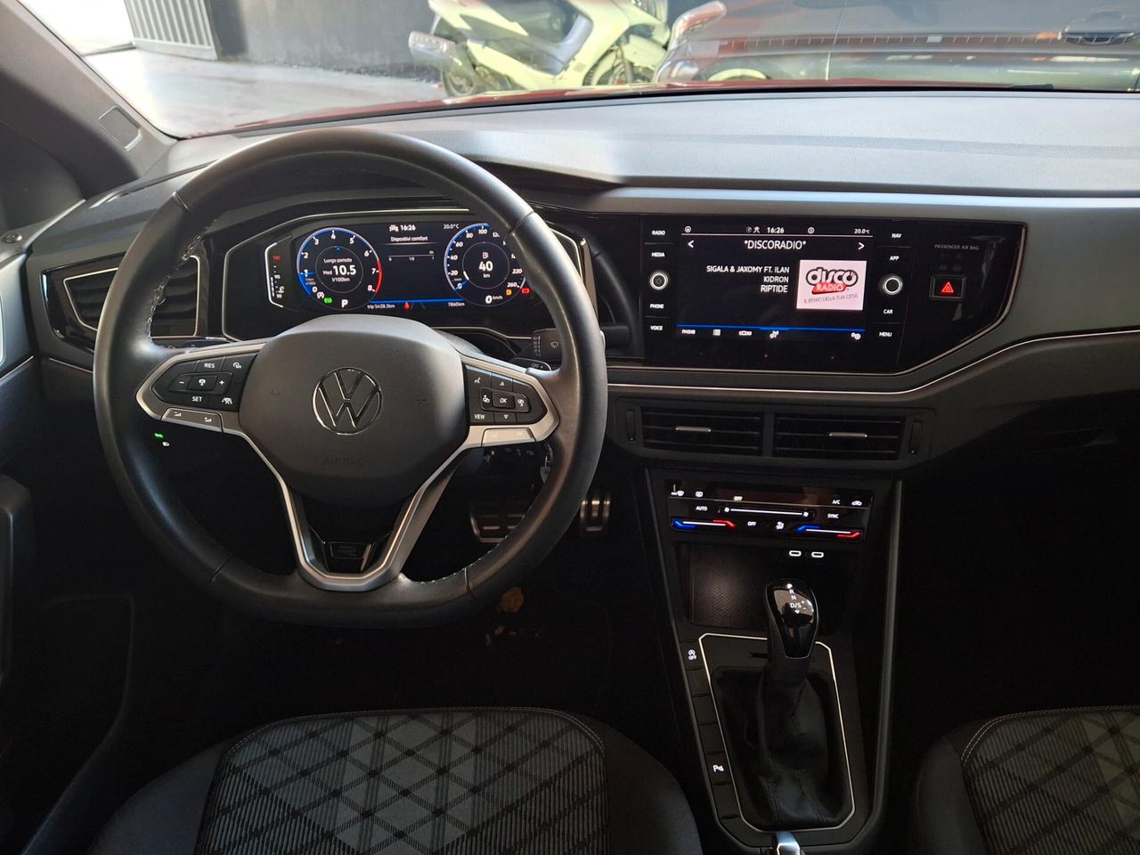 VOLKSWAGEN TAIGO R-LINE FULL!!! PARI AL NUOVO!!!