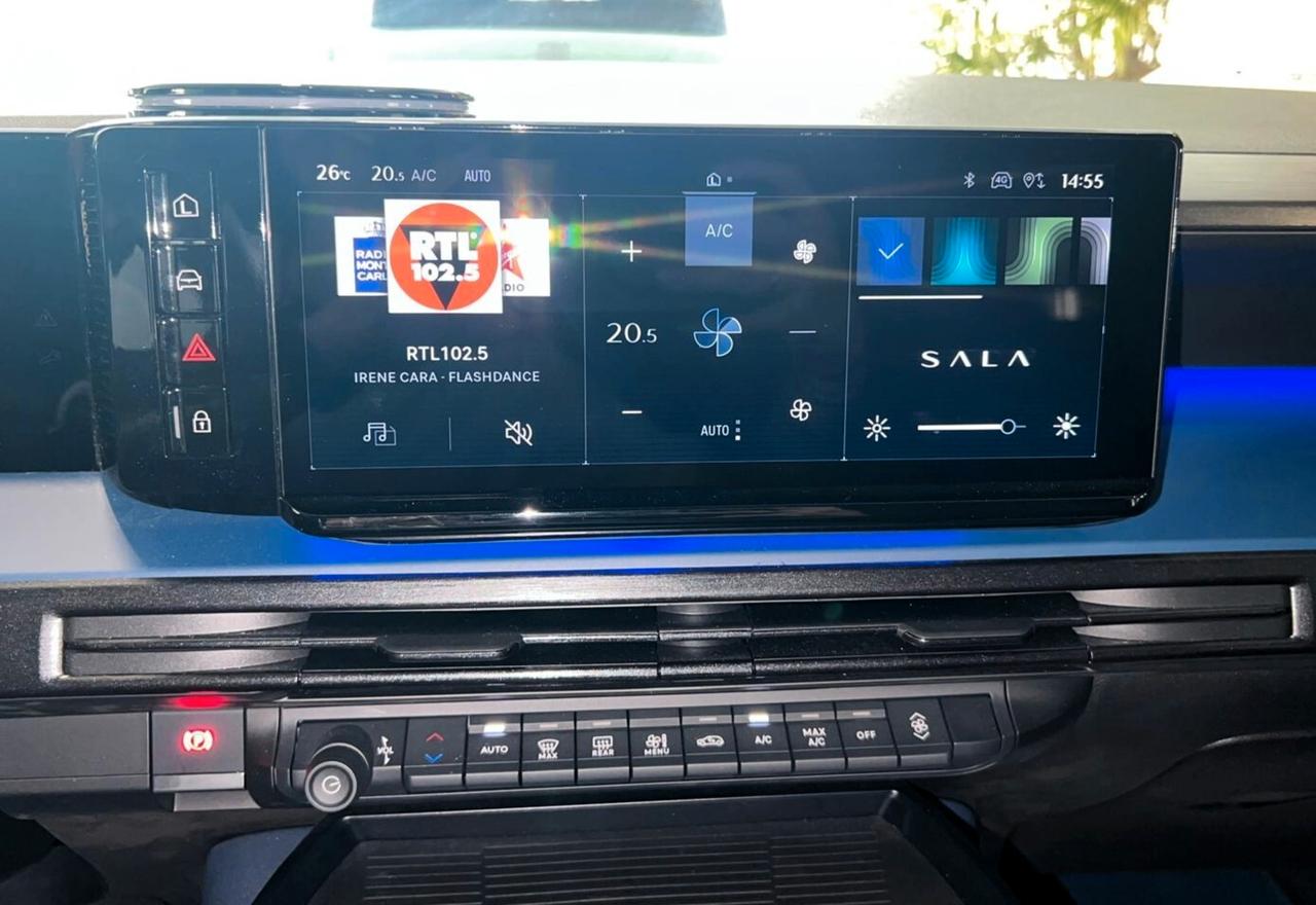 Lancia Ypsilon Hybrid e-DCT Edizione Cassina