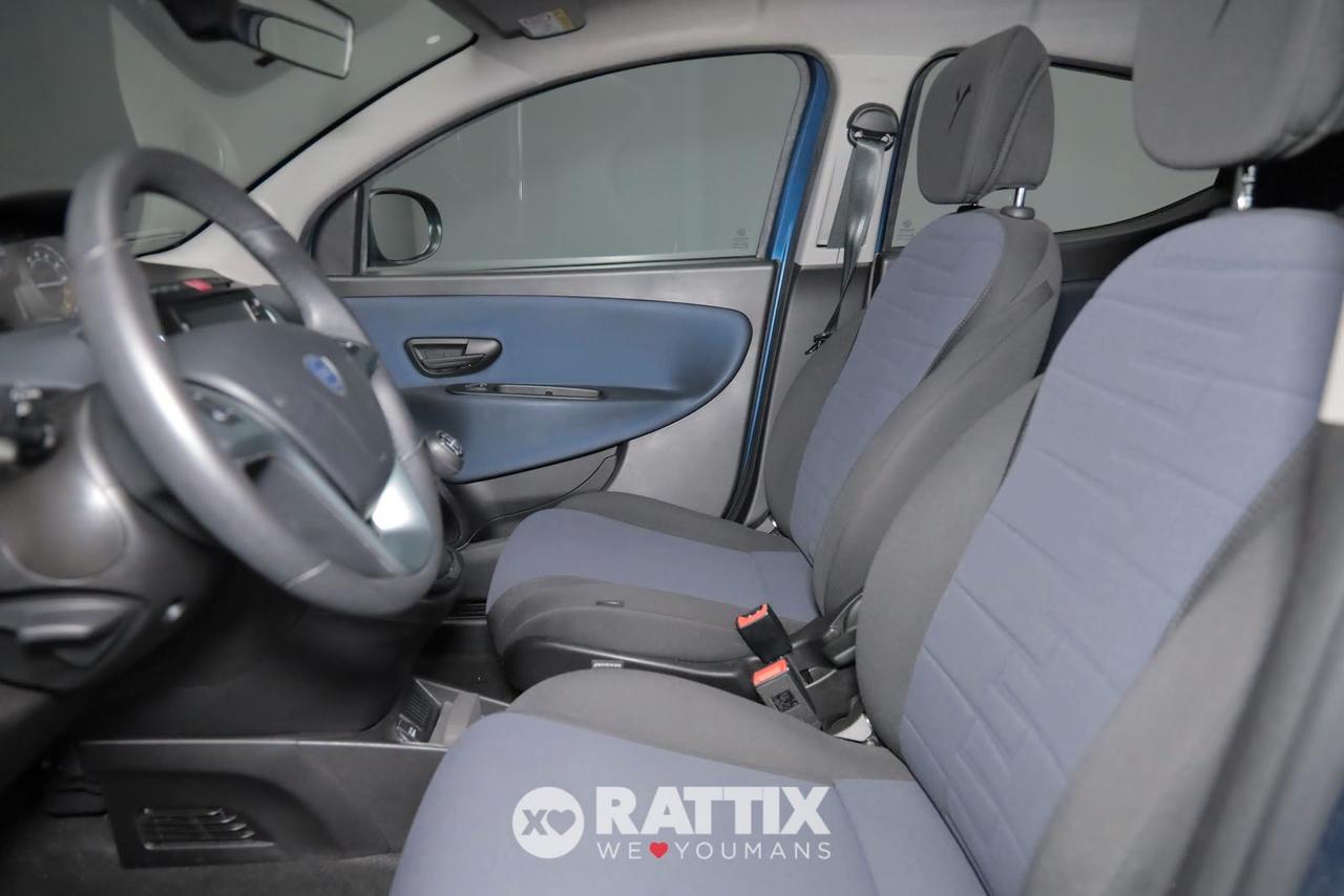 Lancia Ypsilon 1.0 Firefly Hybrid 70CV Platino