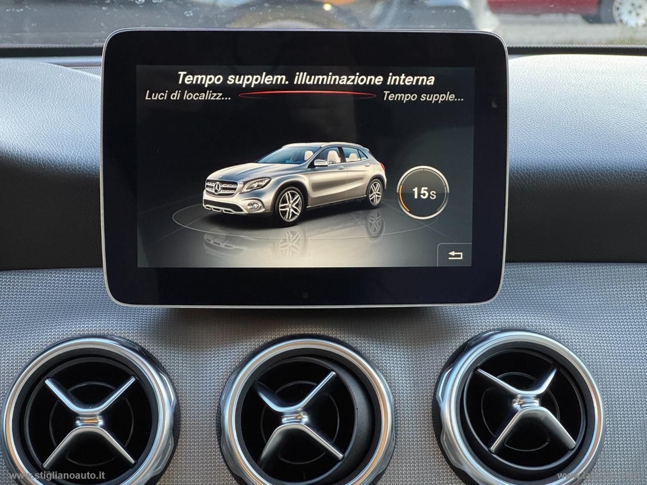 MERCEDES-BENZ GLA 200 d Automatic Sport TETTO PELLE TELEC POST