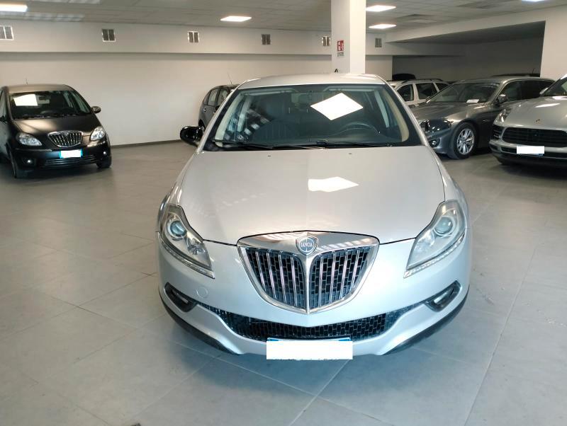 Lancia Delta 1.6 mjt Gold 120cv dpf Cerchi Pelle sensori