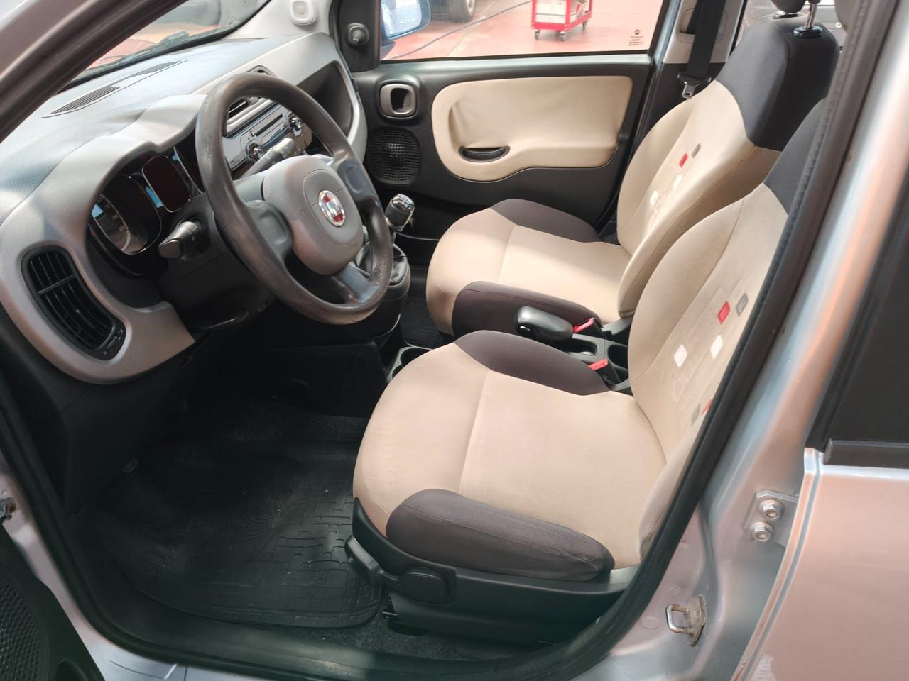 Fiat Panda 1.2 benzina con gancio traino