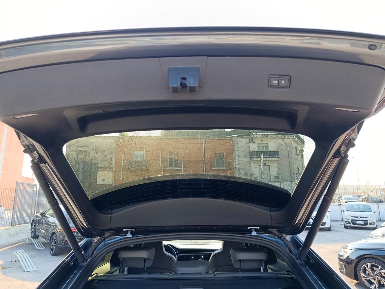 Audi Q8 50 TDI 286 CV quattro tiptronic Sport