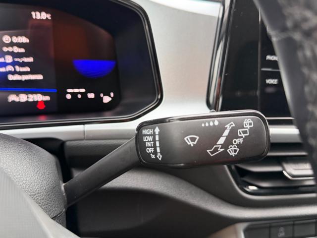 VOLKSWAGEN T-Roc TSI LIFE+NAVI+PARK AUTOMATICO+VIRTUAL+BICOLOR