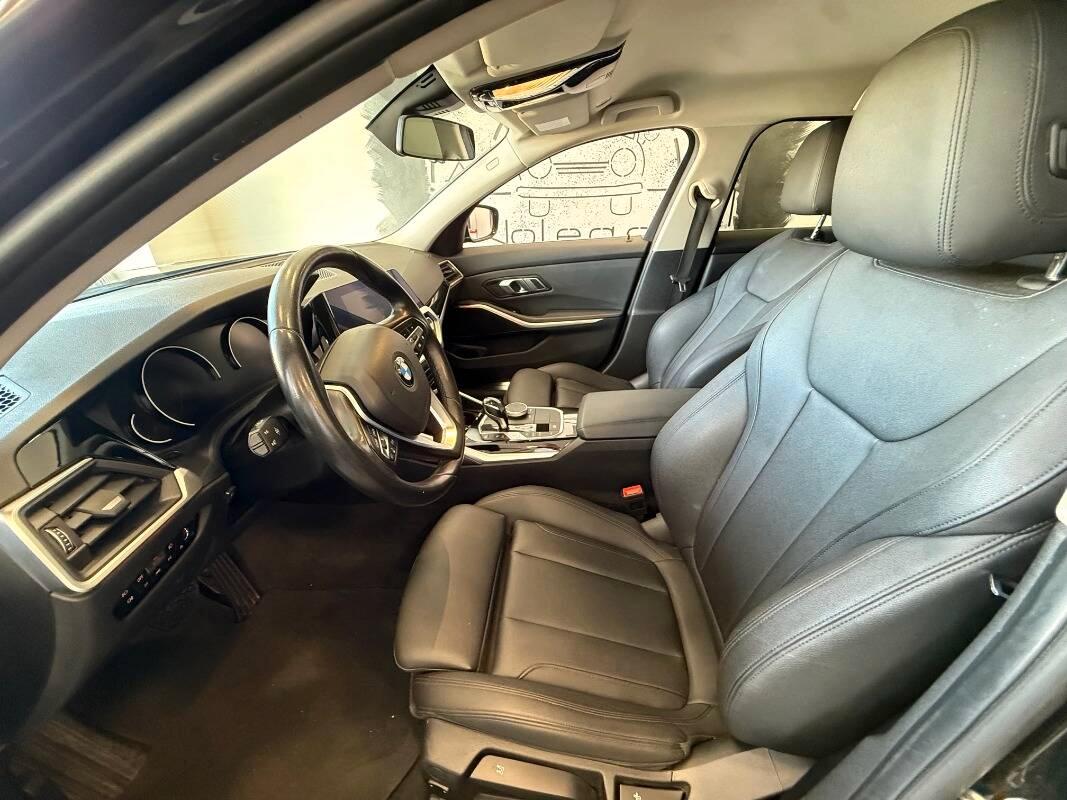 BMW Serie 3 Touring 318d Luxury auto