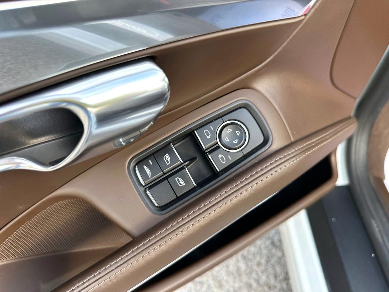 PORSCHE 991 CARRERA CABRIO - UNIPRO - "14.900 KM"