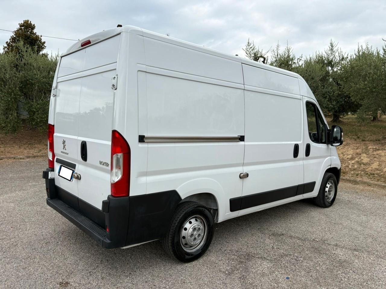 PEUGEOT Boxer 2.2BHDi 140 S&S L2H2 - 2023