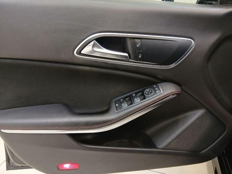 Mercedes-Benz CLA Shooting Brake 200 d Premium auto FL