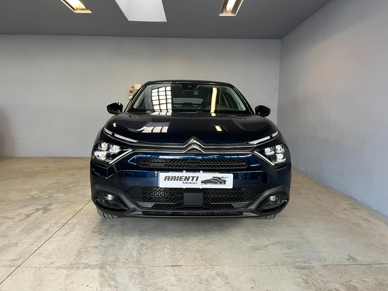 Citroen C4 1.2cc PURETECH 130cv PLUS - SOLO 4.500KM