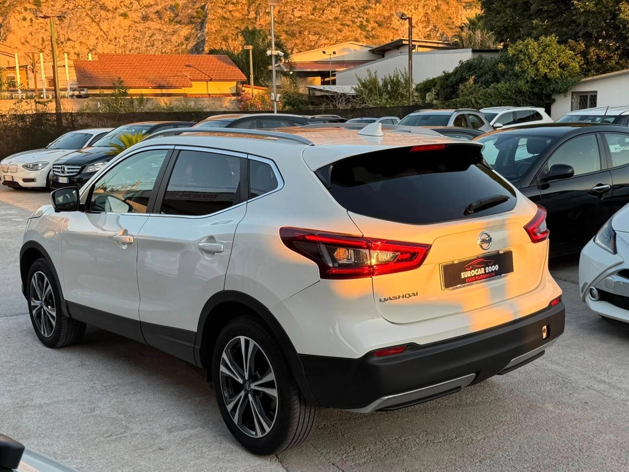 NISSAN QASHQAI N-CONNECTA 360^ + TETTO