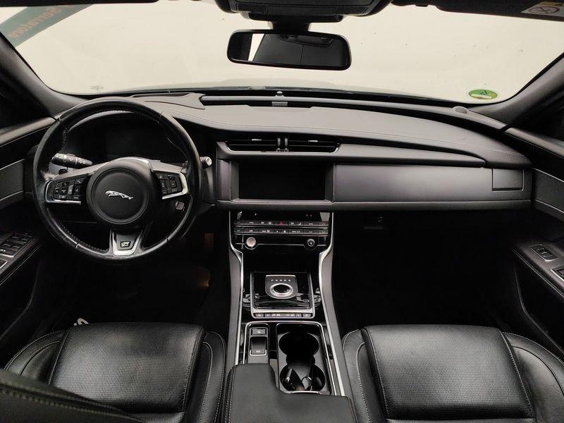 Jaguar XF II 2.0d R-Sport awd 180cv auto