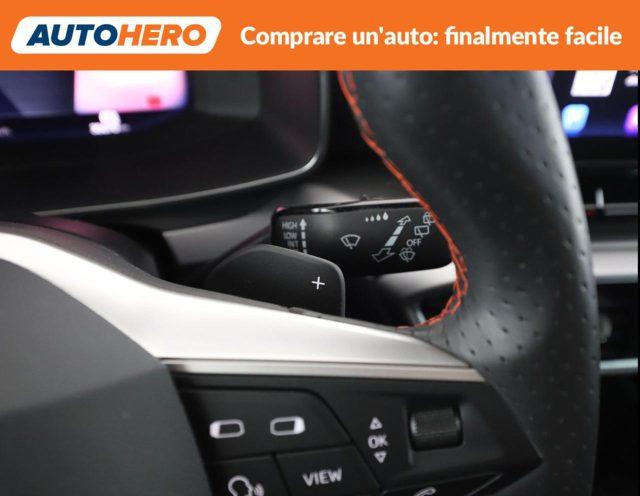SEAT Leon 1.5 eTSI 150 CV DSG FR