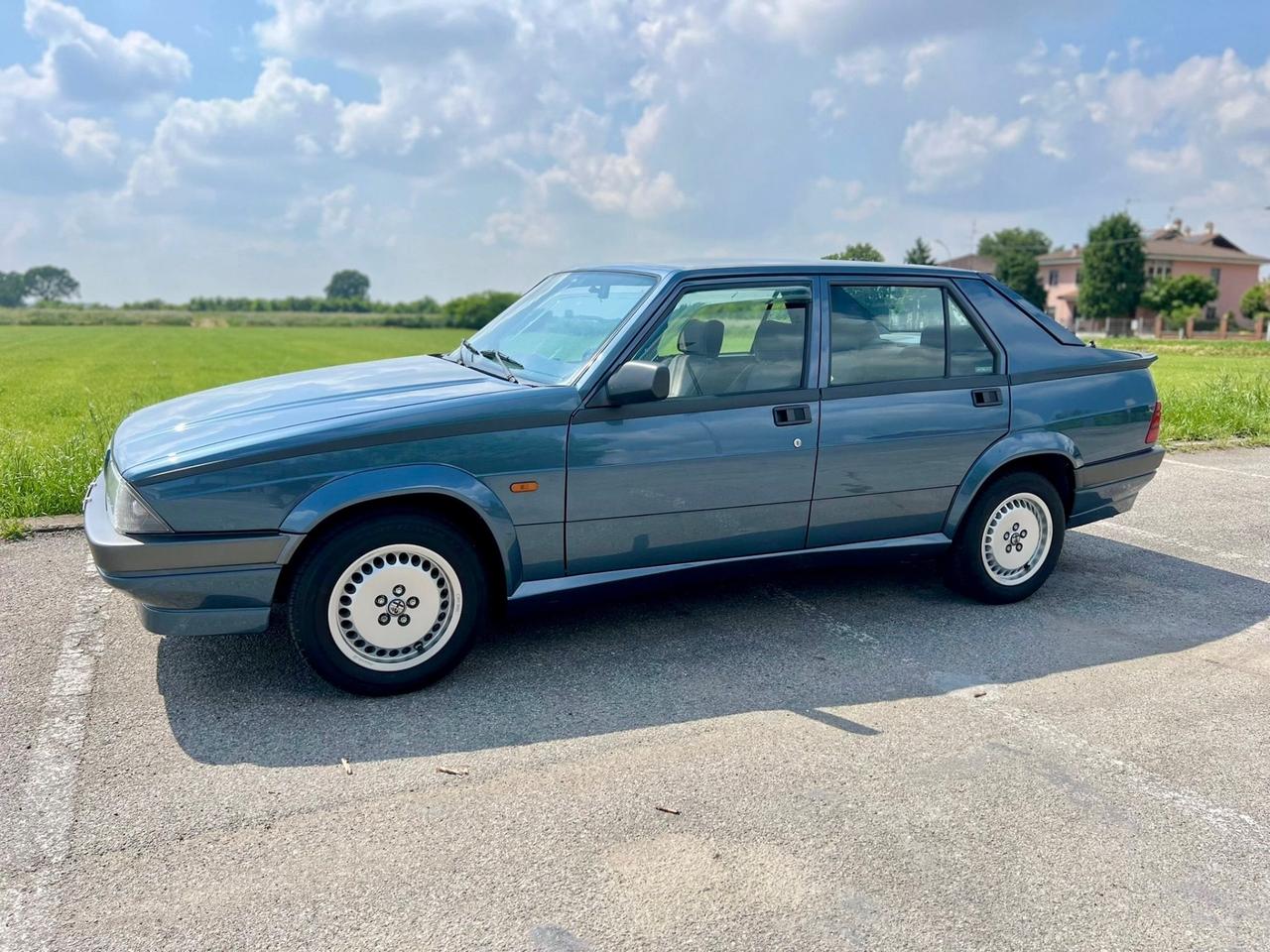 Alfa Romeo 75 2.0i Twin Spark