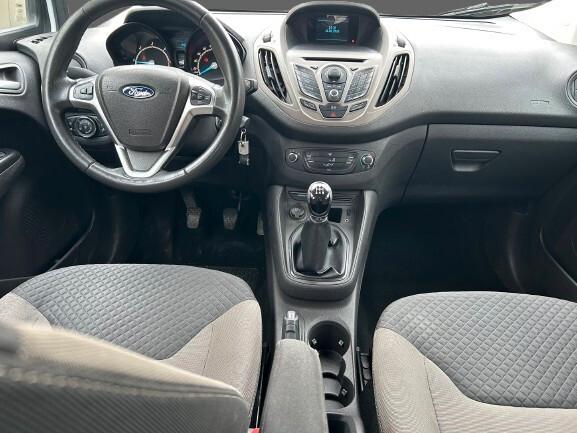 Ford Tourneo Courier 1.5 TDCI 75 CV Titanium