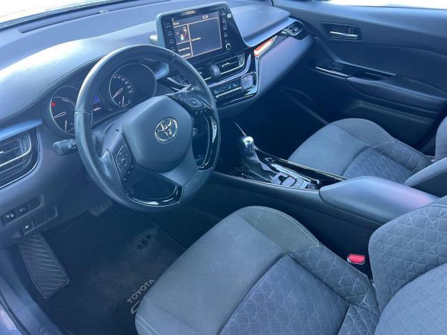 TOYOTA C-HR 2.0 Hybrid E-CVT Trend
