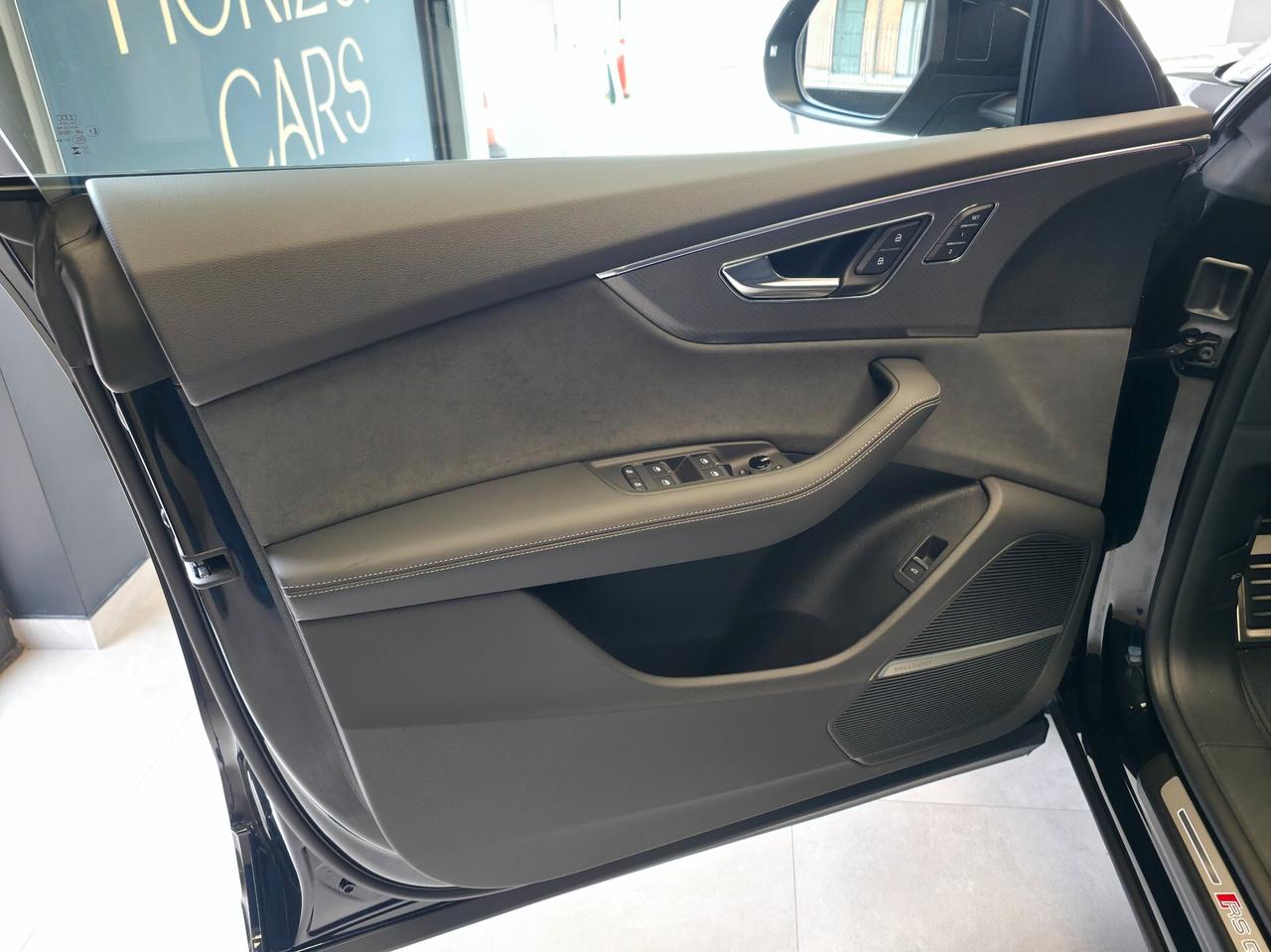 Audi Q8 RS 4.0 mhev 48V performance 640cv *MY2025