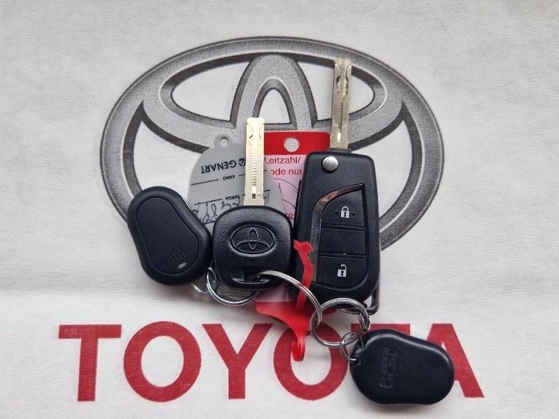 Toyota Yaris 4ª serie 1.5 Hybrid 5 porte Trend