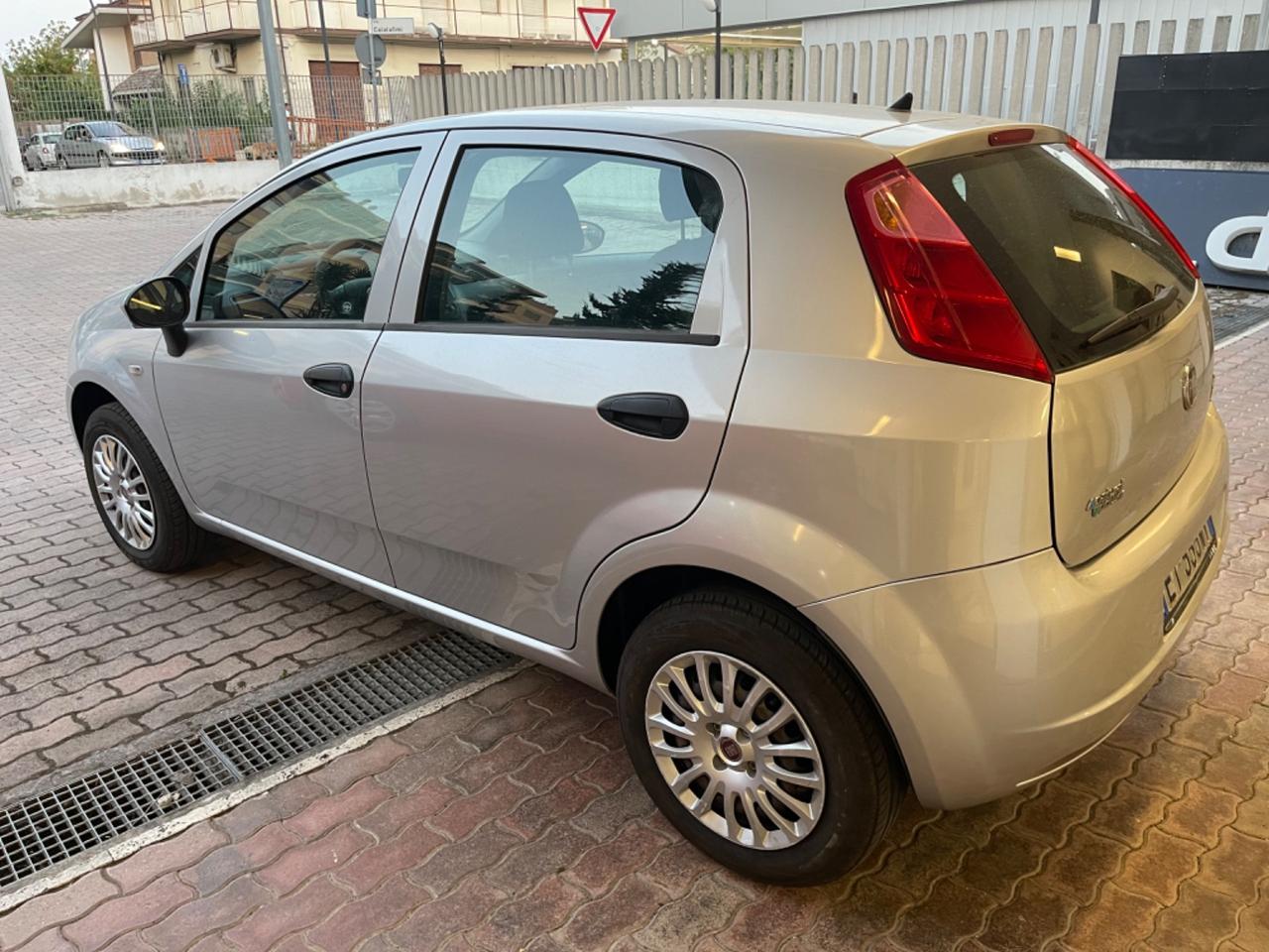 Fiat Grande Punto 1.4 8V 5 porte Natural Power METANO