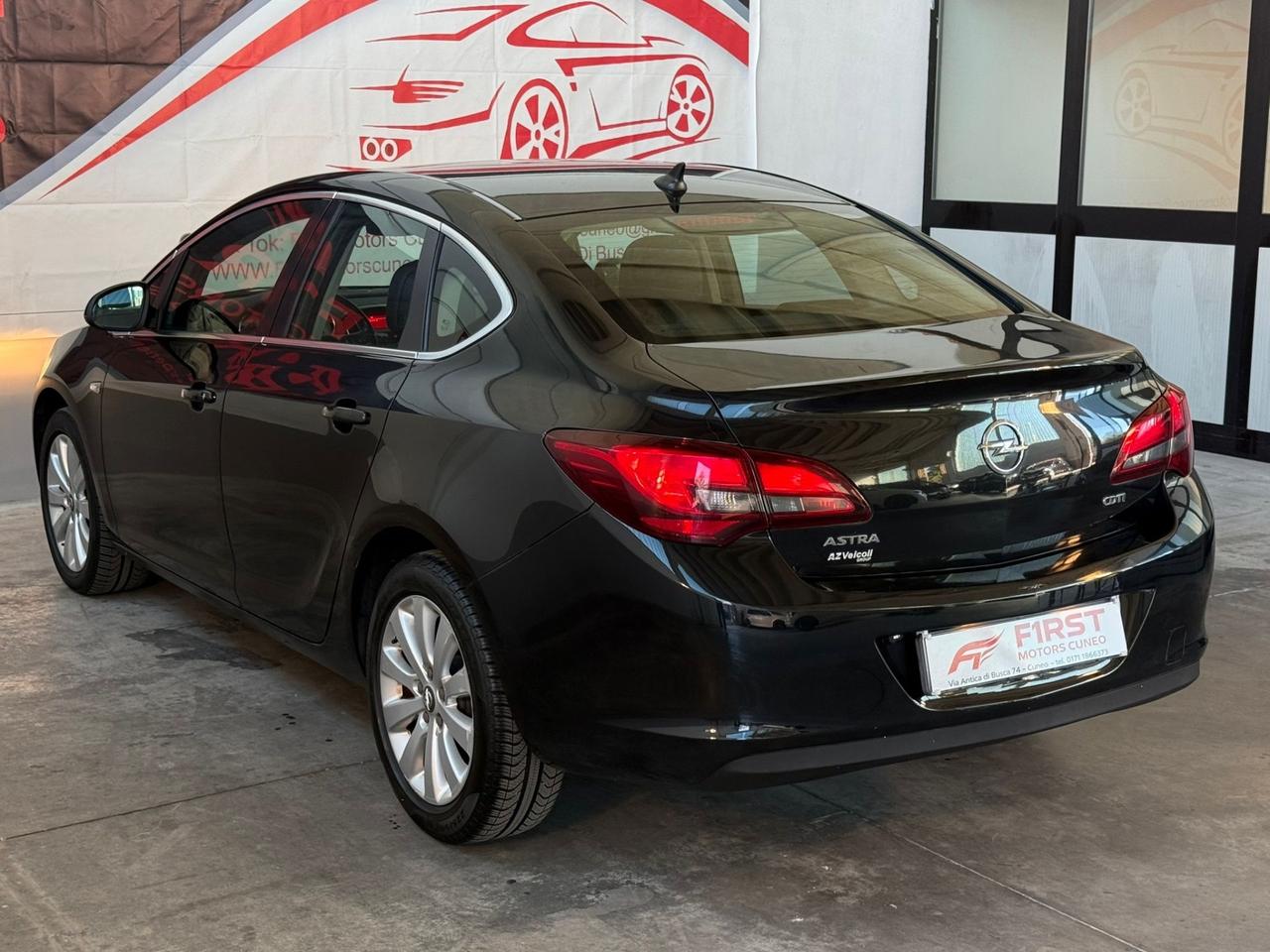 Opel Astra 1.6 CDTI EcoFLEX S&S 5 porte Cosmo