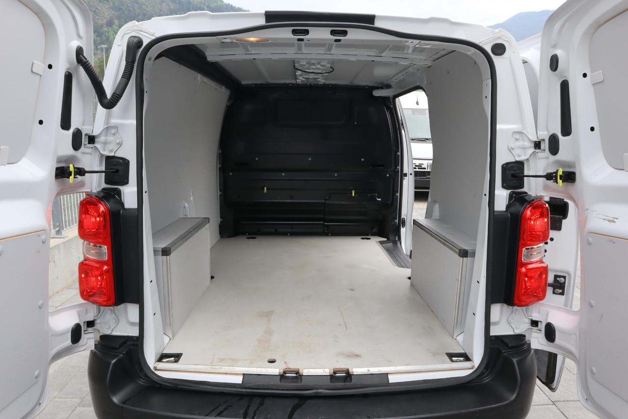 Vivaro 1.5 CDTI 120 CV L2 Medio CAMERA 3 POSTI 18.850+IVA