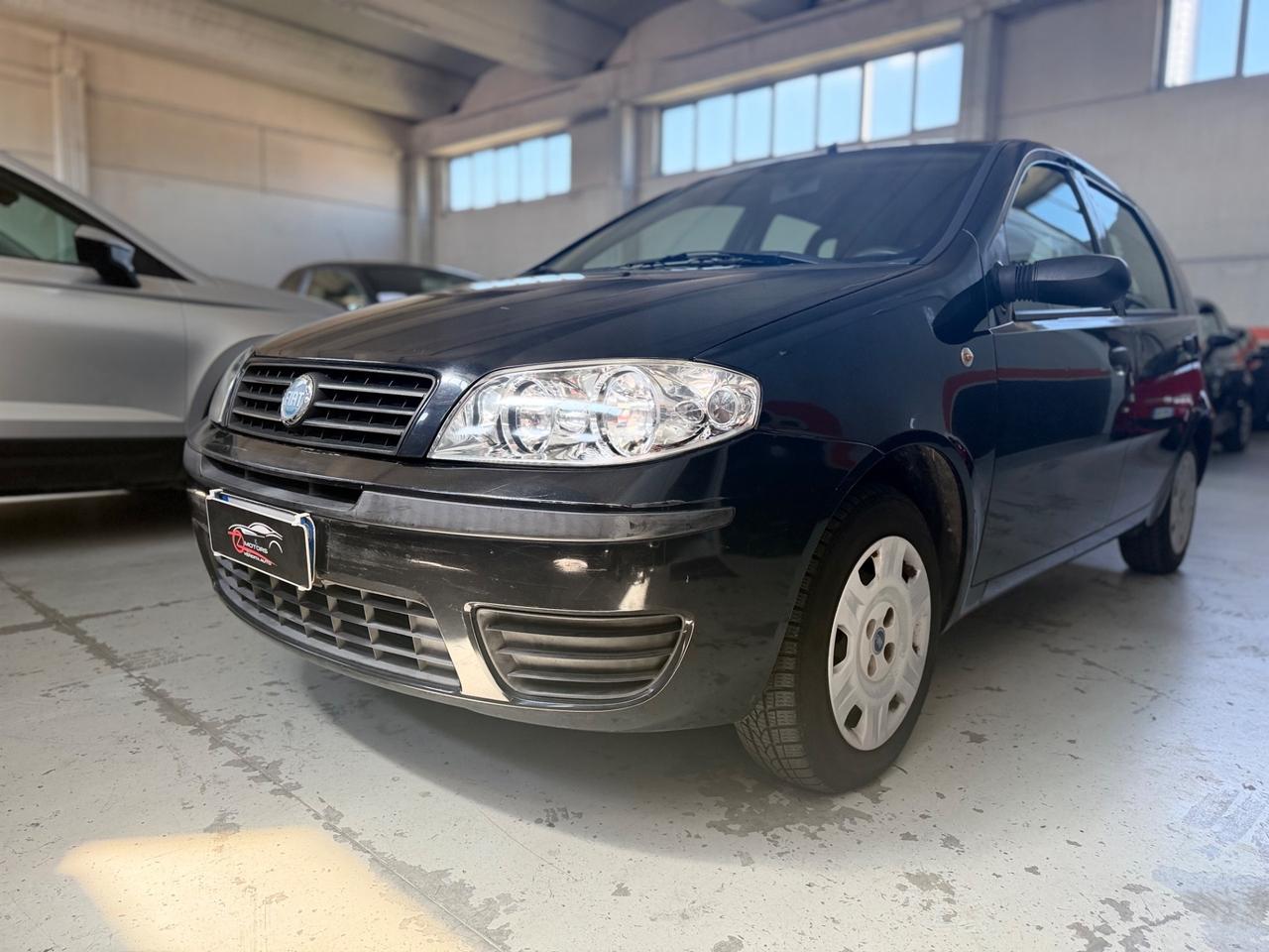 Fiat Punto 1.2 5 porte Active Natural Power NEOPATENTATI