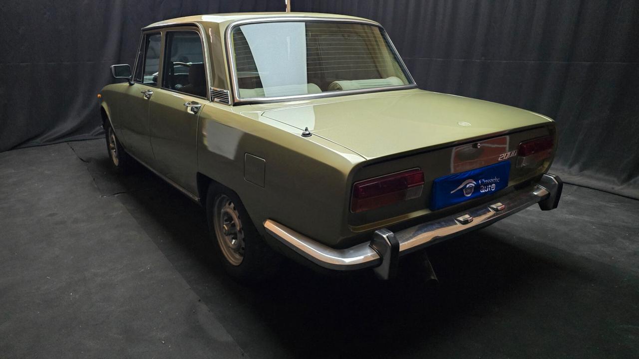 Alfa Romeo 2000 anno 1974 certificabile ASI