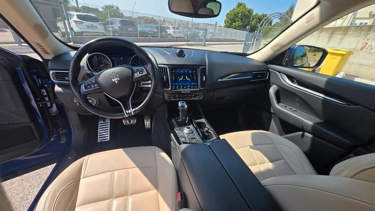 Maserati Levante V6 AWD Gransport