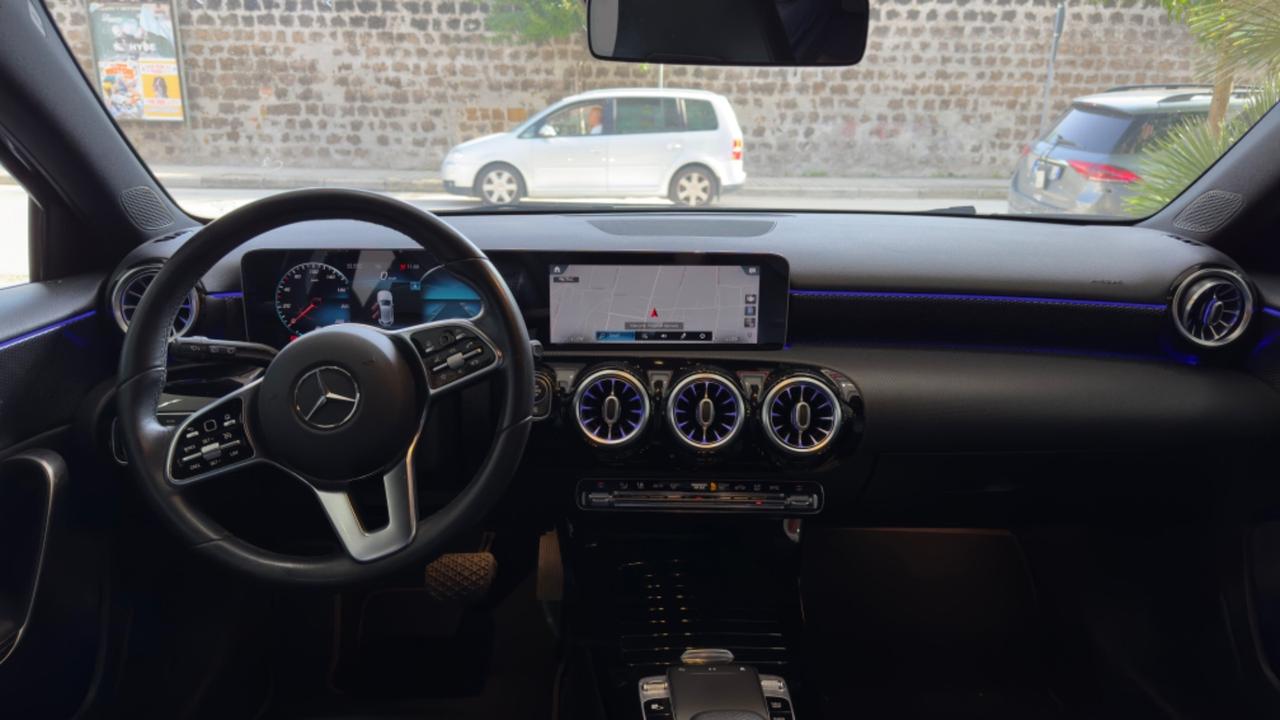 Mercedes-benz A 180 A 180 d Automatic Premium