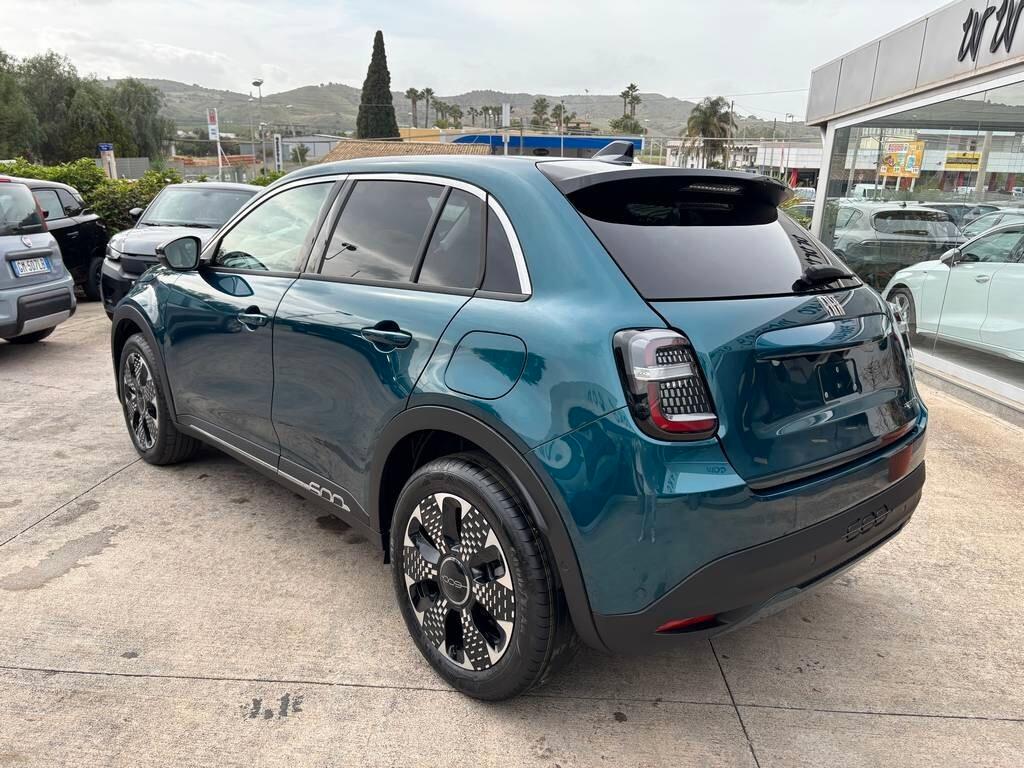 Fiat 600 Hybrid La Prima 2025/ KM 0 IVA ESPOSTA Tua a soli 269 Euro al mese